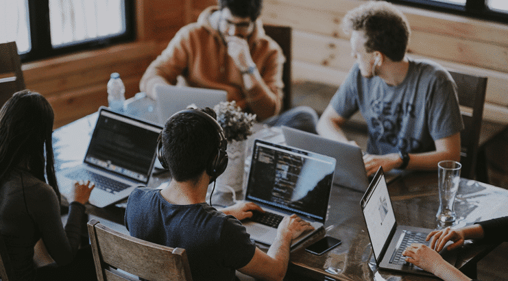 Bruit au travail : quels seuils de pénibilité ?